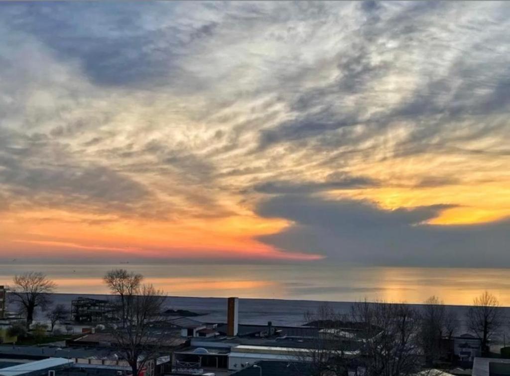 Sea View Apartament Apartment Мамая Екстериор снимка